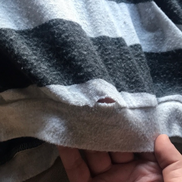 Vici everlasting Stripe V Neck Top - Picture 5 of 7